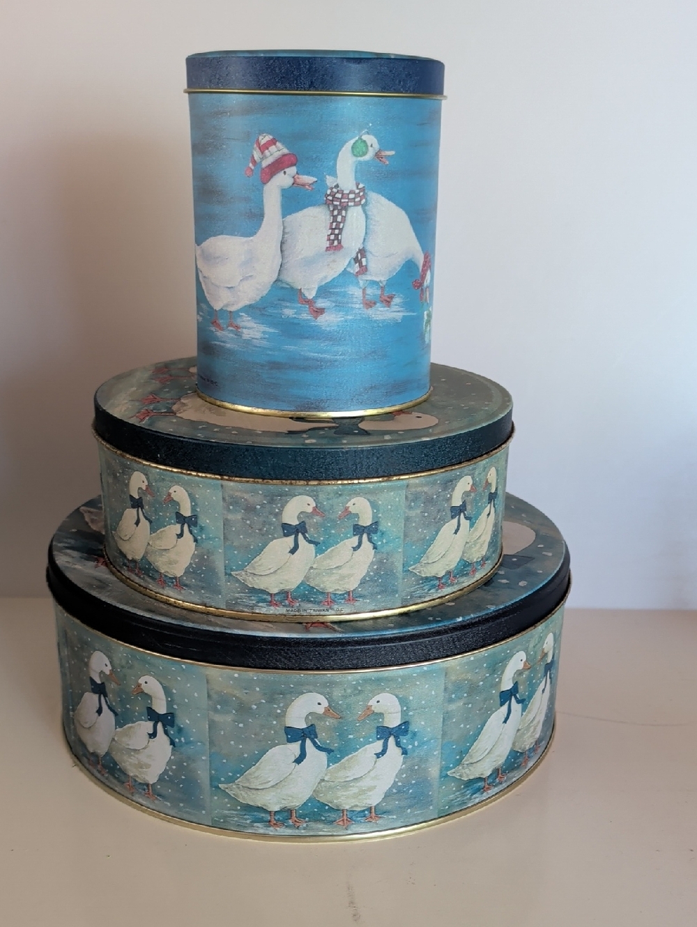 3 Decorative Goose Tin Set in Blue and White.
